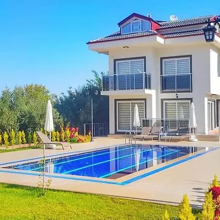 Asya Villa فيلة